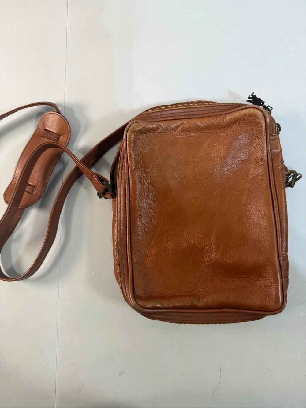 American Angel Leather Crossbody Bag Wallet Purse Cognac Tan Vintage Brass Zip